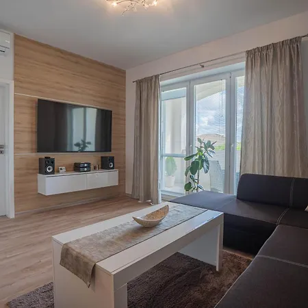 Karina * Dunajská Streda